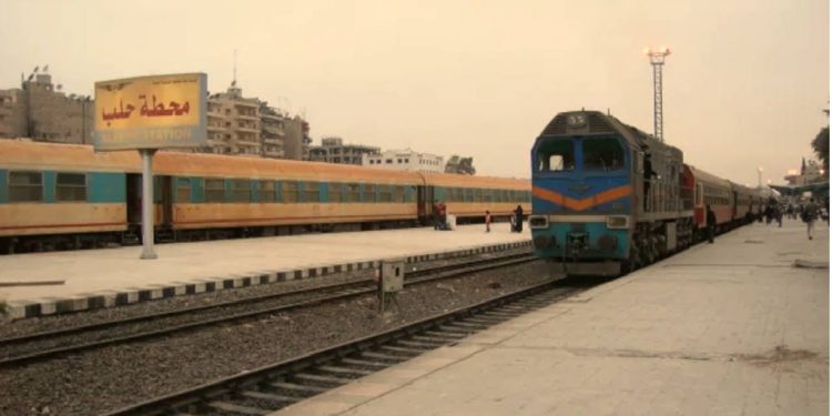 سوريا وروسيا تبحثان التعاون بمجال النقل والسكة الحديد