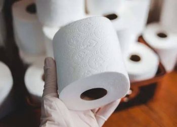 حرب إيران تُثير “ذعر ورق التواليت” في اليابان