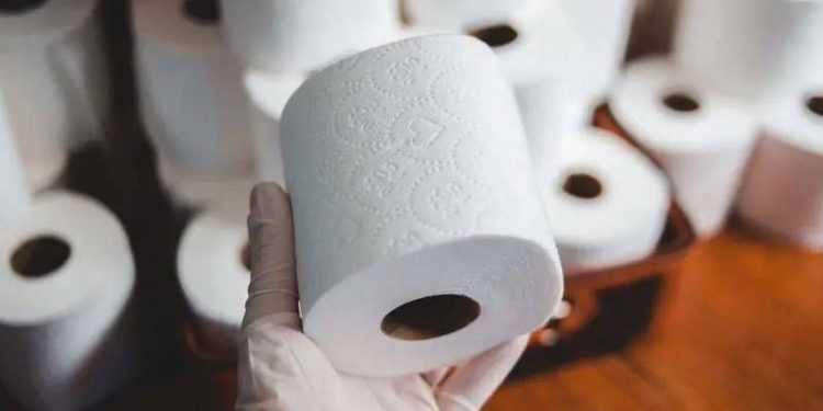 حرب إيران تُثير “ذعر ورق التواليت” في اليابان