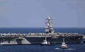 أضخم حاملة طائرات أمريكية تصل إلى البحر الأحمر