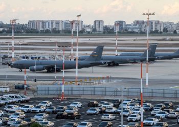 في أول أيام العيد.. إيران تستهدف مطار بن غوريون