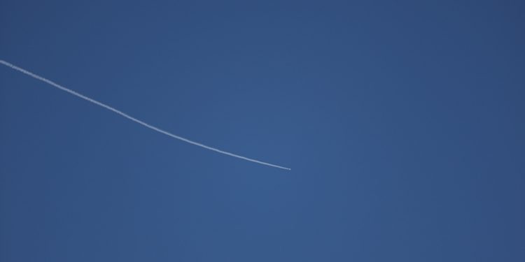 3 قتلى حصيلة الهجمات الإيرانية على الإمارات واعتراض مئات الصواريخ والمسيرات