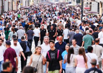 37% من الأتراك لا يثقون بأي حزب سياسي