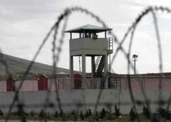 تقرير حقوقي يكشف أزمة اكتظاظ في السجون التركية