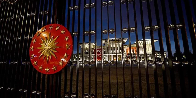 تركيا.. “بذخ رمضاني” حكومي وسط معاناة اقتصادية