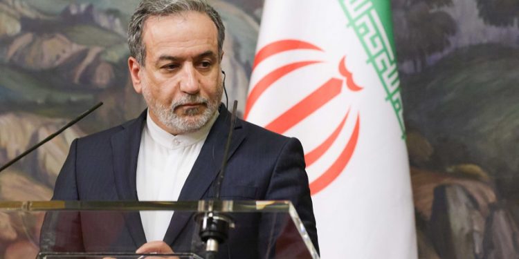 وزير خارجية إيران يوجه رسالة بالتركية: “شكراً لصلواتكم ودعمكم”