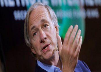 ملياردير أمريكي: مضيق هرمز قد يكون معركة نهاية الإمبراطورية الأمريكية