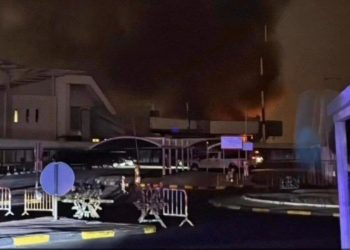 السيطرة على حريق مطار الكويت الدولي