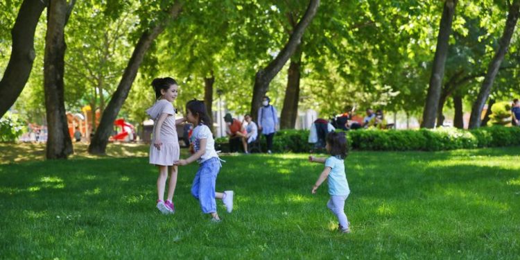 نسبة الأطفال في تركيا تهوي لأدنى مستوياتها منذ تأسيس الجمهورية