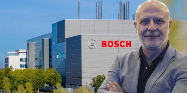 “بوش” تركيا تقرر تسريح 1400 موظف 