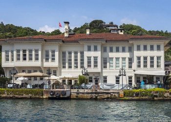 فندق “ليس عثمان”.. أيقونة الفخامة على البوسفور يواجه الإفلاس مجدداً