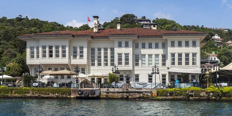 فندق “ليس عثمان”.. أيقونة الفخامة على البوسفور يواجه الإفلاس مجدداً