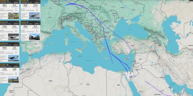 تحشيدات عسكرية أمريكية مكثفة صوب الشرق الأوسط