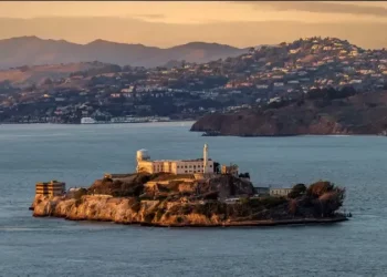 ترامب يريد إعادة افتتاح سجن “ألكتراز” الأسطوري