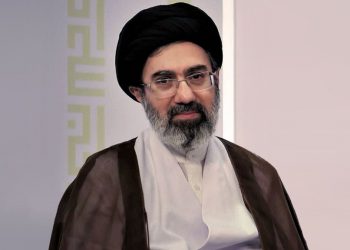 التايمز: مجتبي خامنئي فاقد للوعي ويخض للعلاج داخل إيران