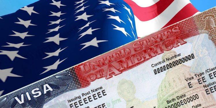 آلاف الطلاب الأتراك عالقون بسبب التعديلات الأمريكية على التأشيرة