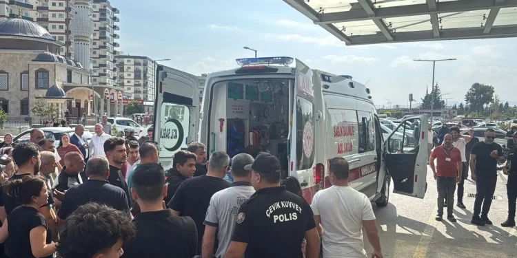 قاتل متسلسل في مرسين يطلق النار على 12 شخصًا