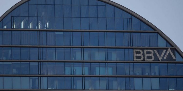 “BBVA” تخفض توقعات نمو الاقتصاد التركي وترصد تصاعدًا في المخاطر