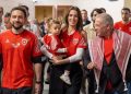 الأميرة رجوة بين أفراد العائلة المالكة الأردنية في مباراة المنتخب أمام الجزائر