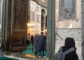 هل احتجزت تركيا سائحان روسيان في آيا صوفيا بسبب “الإنجيل”؟