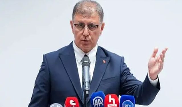 هل ينضم عمدة إزمير إلى حزب أردوغان؟