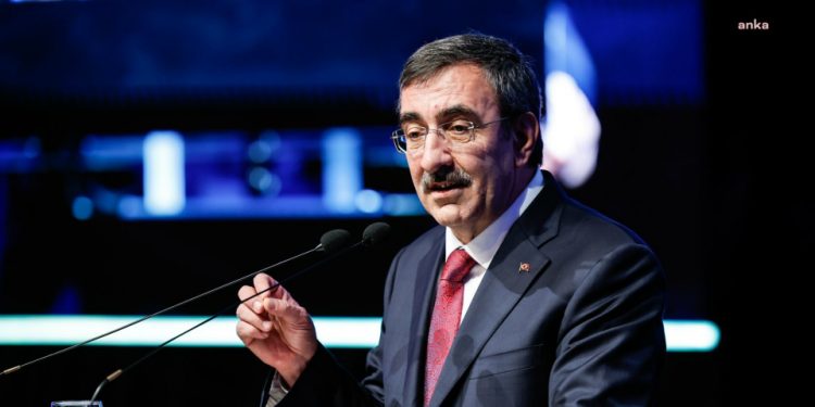 نائب أردوغان يعلق على قانون دمج “العمال الكردستاني” في الحياة المدنية
