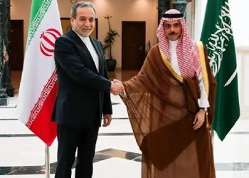 تحذير إيراني من “المؤامرة الأمريكية”